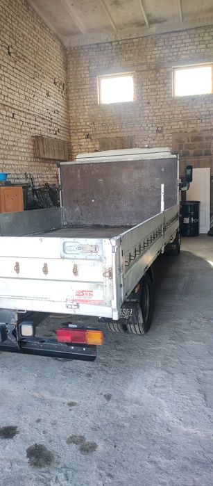 Мерседес Варіо 2,9