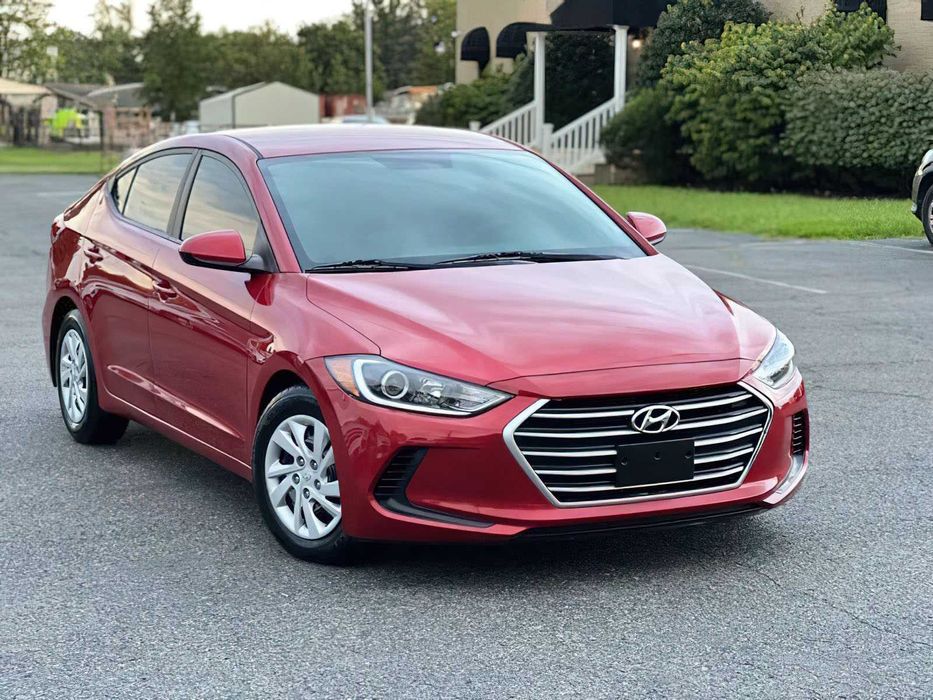 Hyundai Elantra      2017