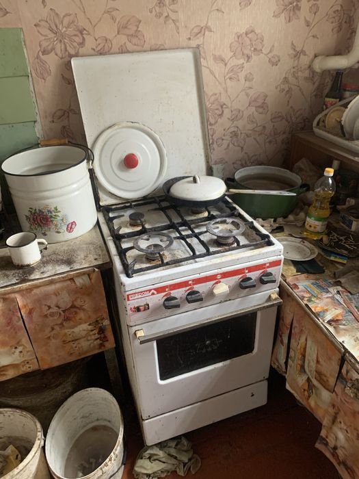 Баришівка. Продаж будинку з газом, вул. Лугова.