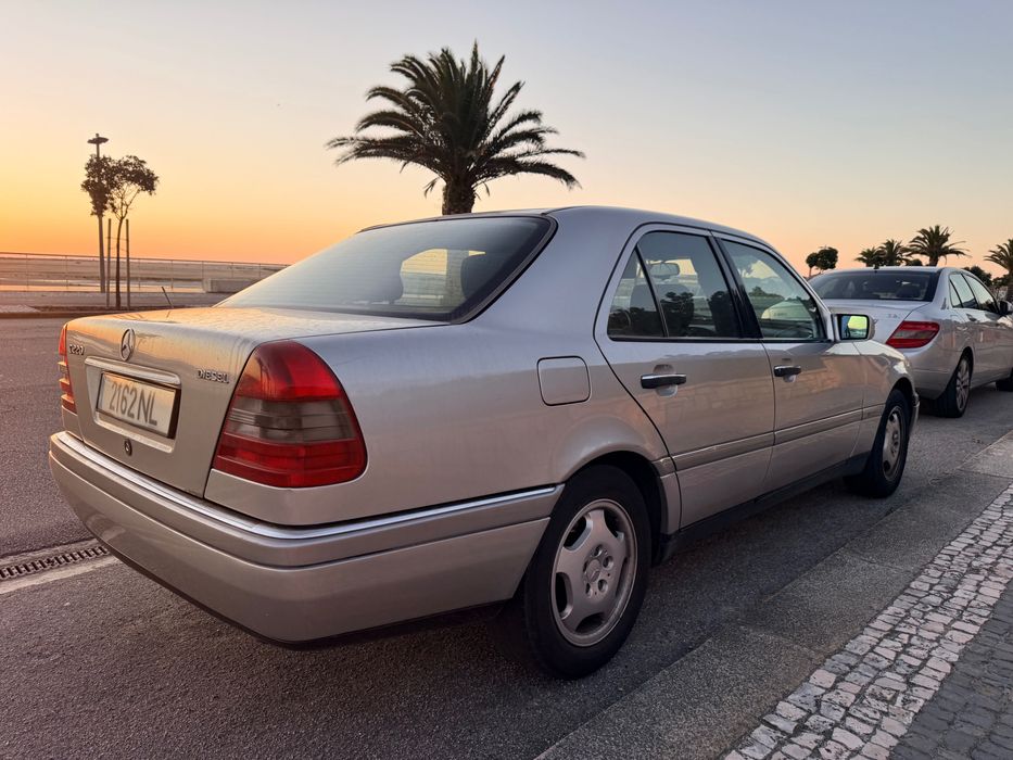 Mercedes C220 - 95 — photo 4