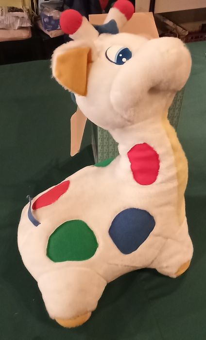 Vários peluches semi novos