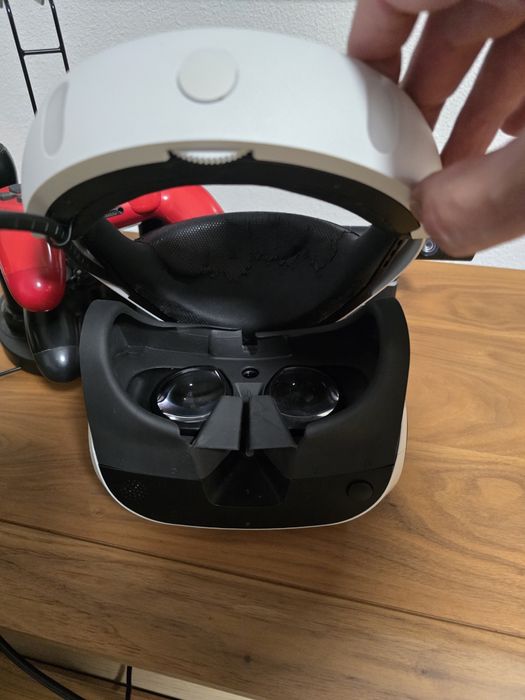 PlayStation VR Completo + 2 Moves + Suporte + Jogos (RE7 e Rush of Blo