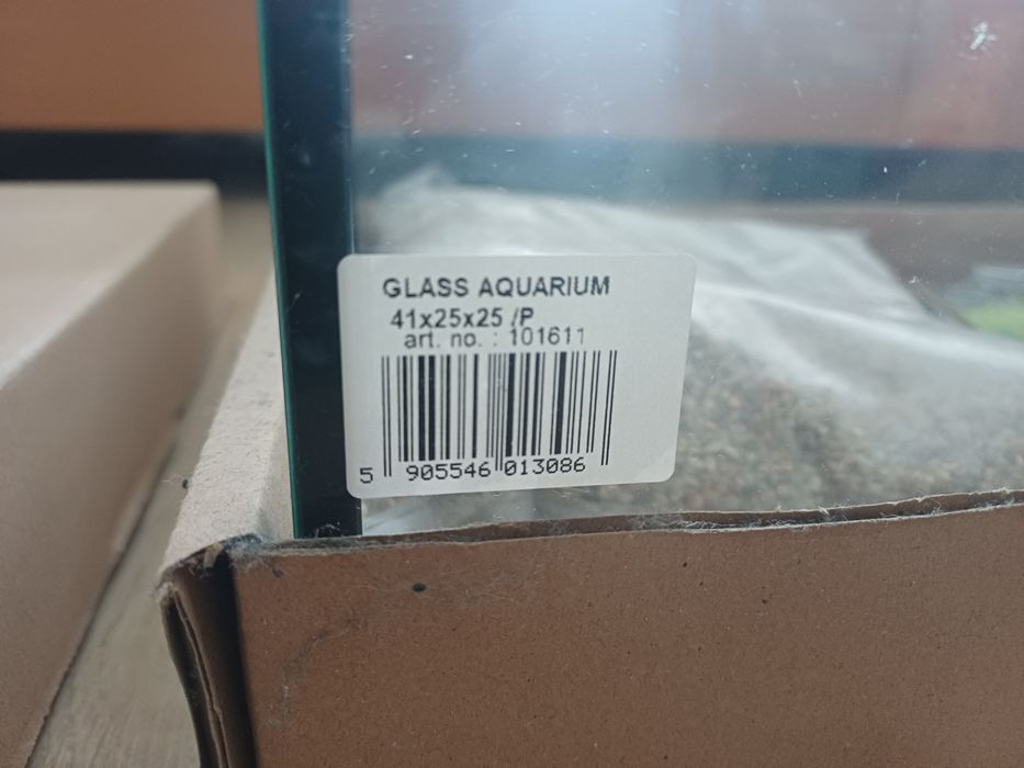 Akwarium 41x25x25 plus akcesoria dodatki