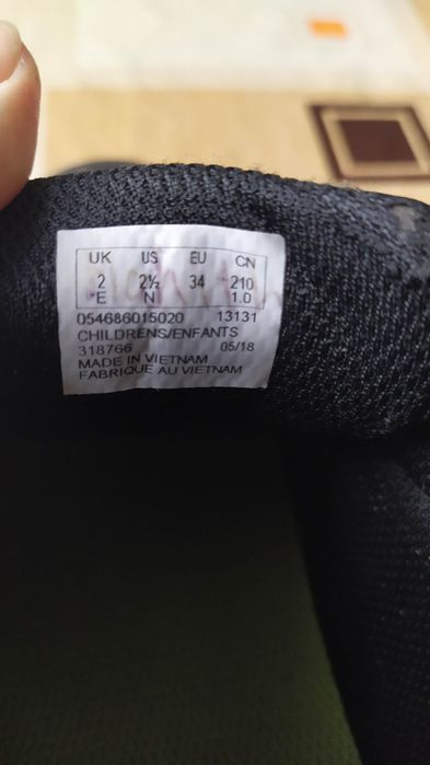 Кросівки Clarks 34 розмір