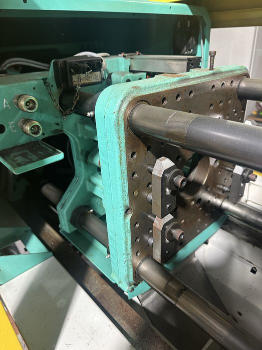 Máquina de Injeção de Plástico ARBURG Allrounder 270 S