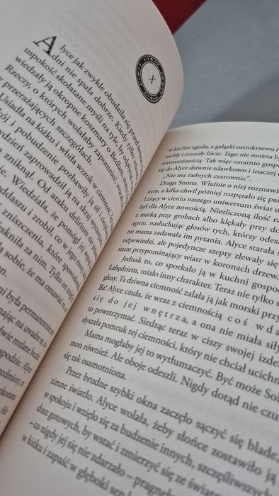 Witch Born Córka czarownicy N. Bowling