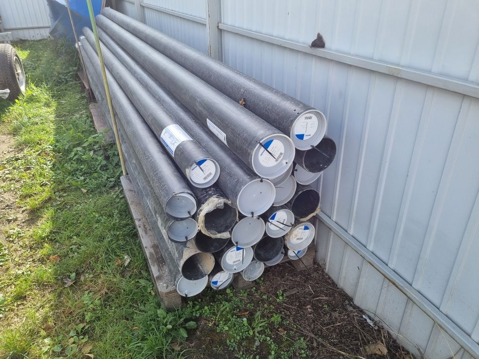 Rura plastikowa spustową rynna