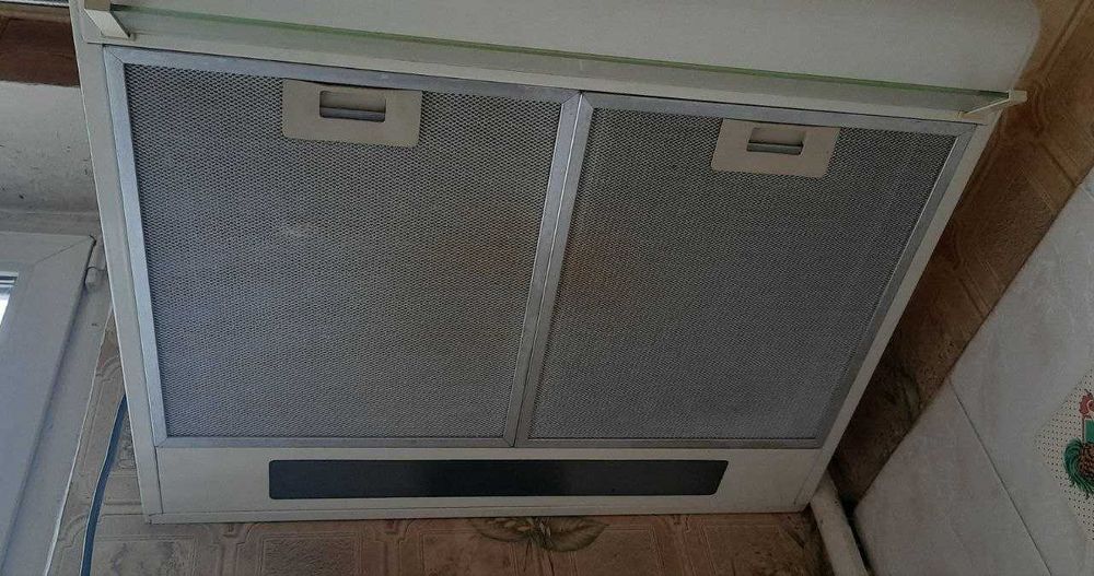 Продам вытяжку Akpo (Польша). Модель: Р-3050/Р-3060 б/у