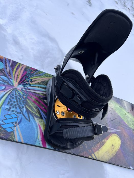 Deska snowboardowa Nitro 146 cm plus wiazania Atomic