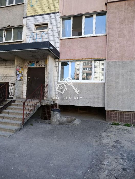 Продаж 4-кімнатної квартири 173 квартал