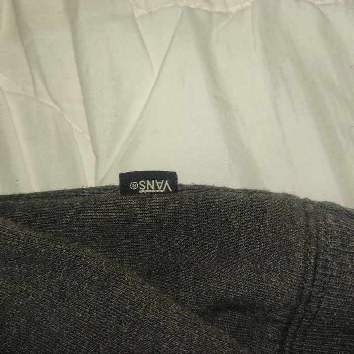 Кофта  бренду Vans