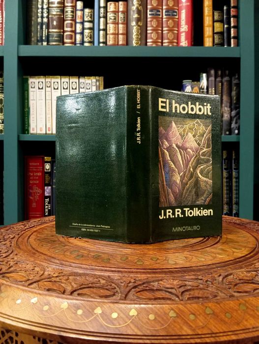 El Hobbit - J. R. R. TOLKIEN