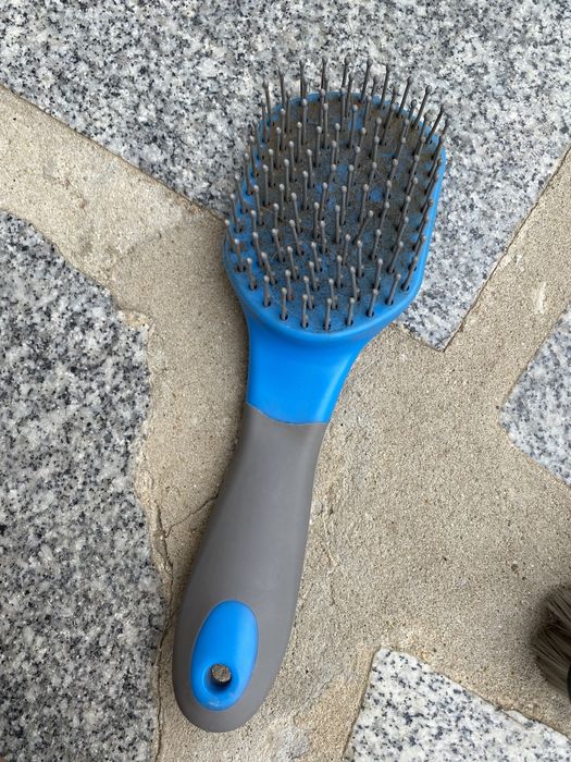 Conjunto material de limpeza equitação