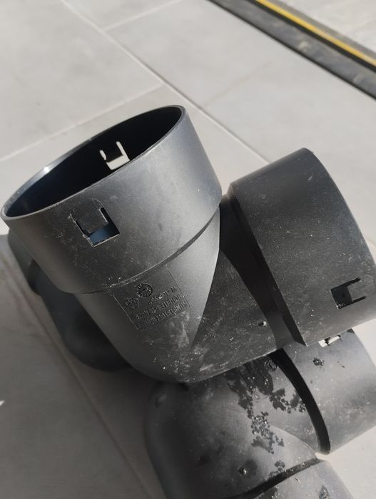 Kolanko 90 do rury drenarskiej 100mm