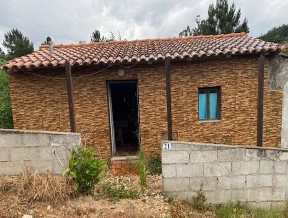 Casa   de   Aldeia