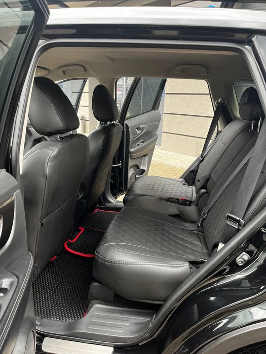 NISSAN ROGUE 2018 р. 2.5 Xtronic AWD