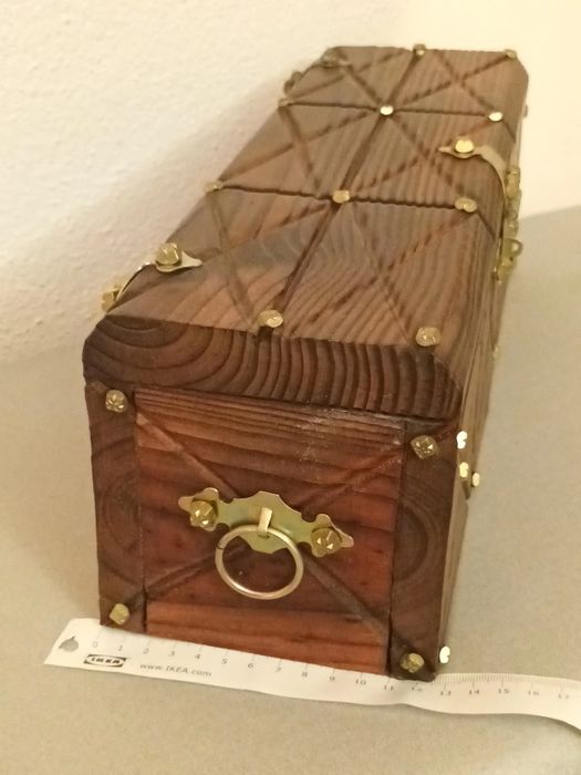 Caixa de madeira design rustico