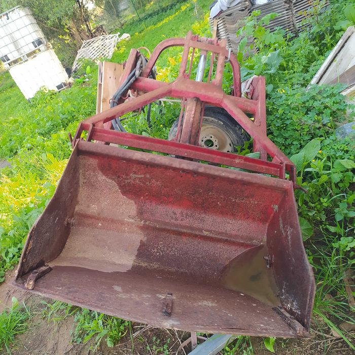 Carregador Frontal Trator