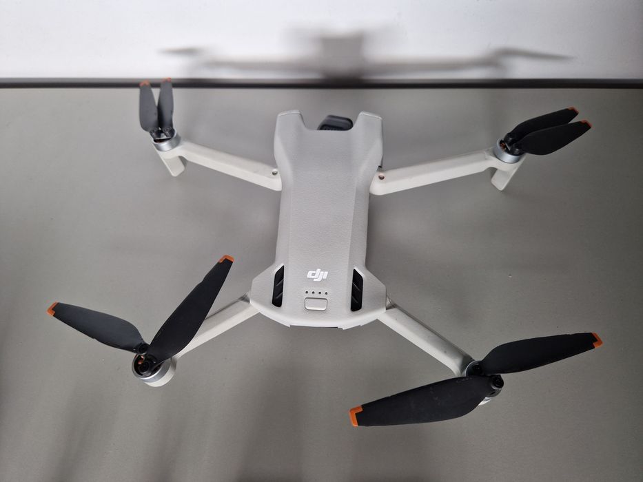 Dji Mini 3 + 2 baterie, wzmacniacze i filtry ND