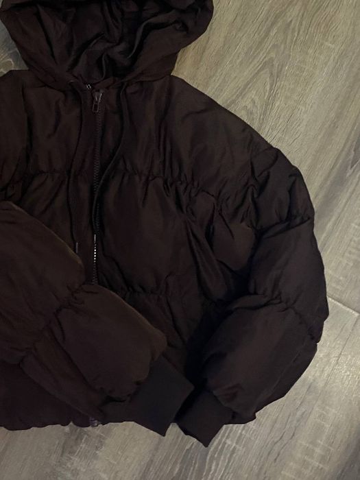 шоколадна куртка H&M