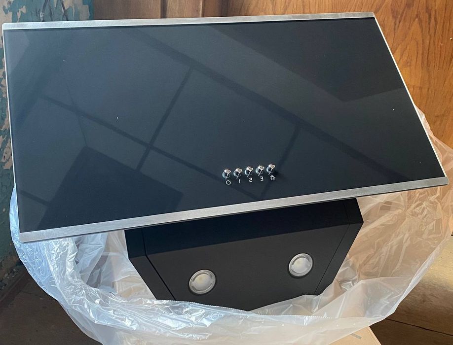 Похила кухонна витяжка Ventolux Minola. Доставка. Гарантія.