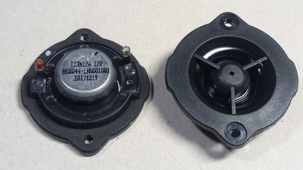 ВЧ динаміки Pioneer 5 Вт 12 Ом.