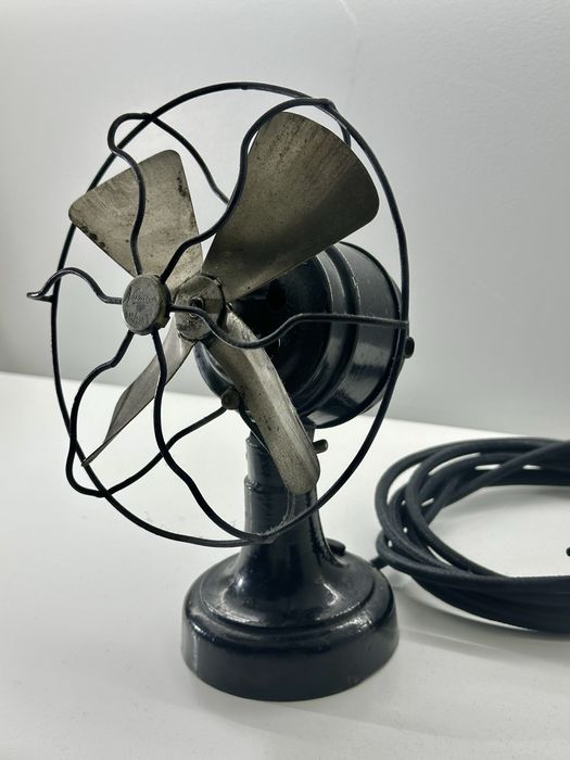 Ventoinha Vintage Anos 30 em Ferro Fundido // A FUNCIONAR