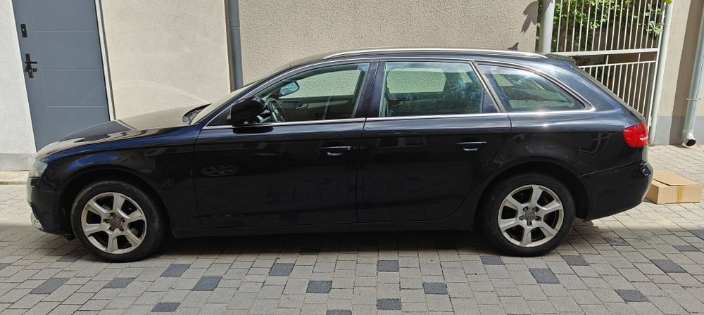 Audi A4 kombi diesel 2.0 prod.2010 r
