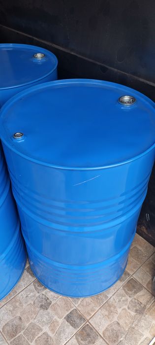 Beczki metalowe 200L i 60L