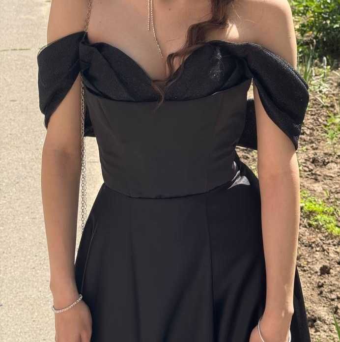 Випускна сукня чорна розмір S