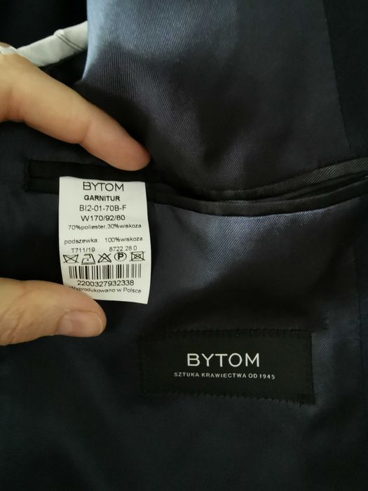 Garnitur na szczupłego chłopca  Bytom 170/92/74, jak nowy