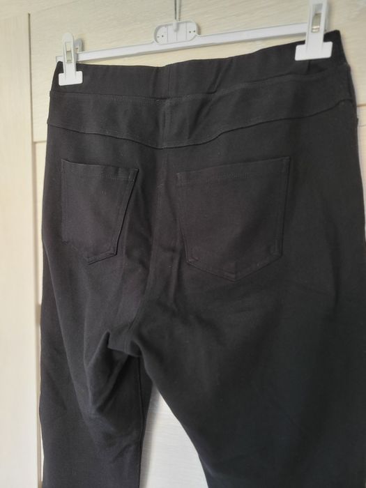 L 30 Base Level curvy spodnie damskie czarne z wysokim stanem wiskoza