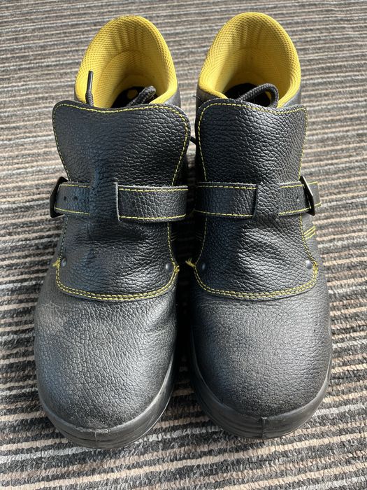 Продам ботинки зварювальника, 45 розмір