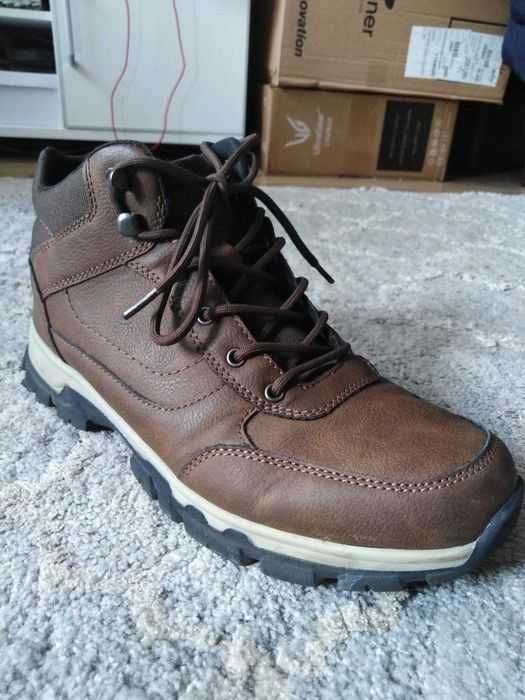 Rezerwacja. CROPP. Buty zimowe męskie.