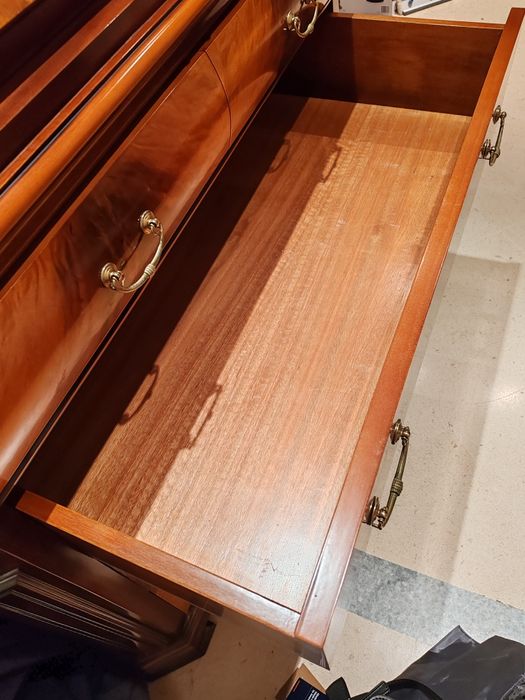 Papeleira/ Cómoda/Secretária D. José / D. Maria Impecável