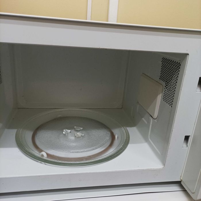 мікрохвильова піч