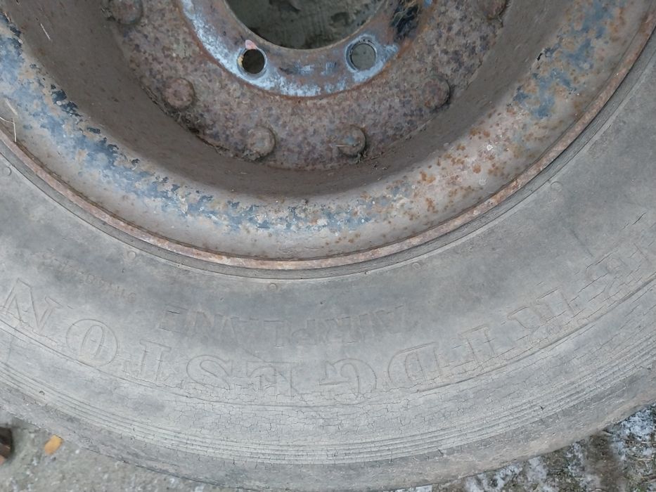 Koła  do przyczepy  d47 Bridgestone