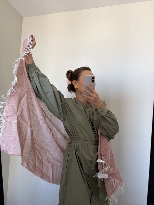 Намисто, ремінь, хустка   MaxMara Максмара, шаль Максмара палантин