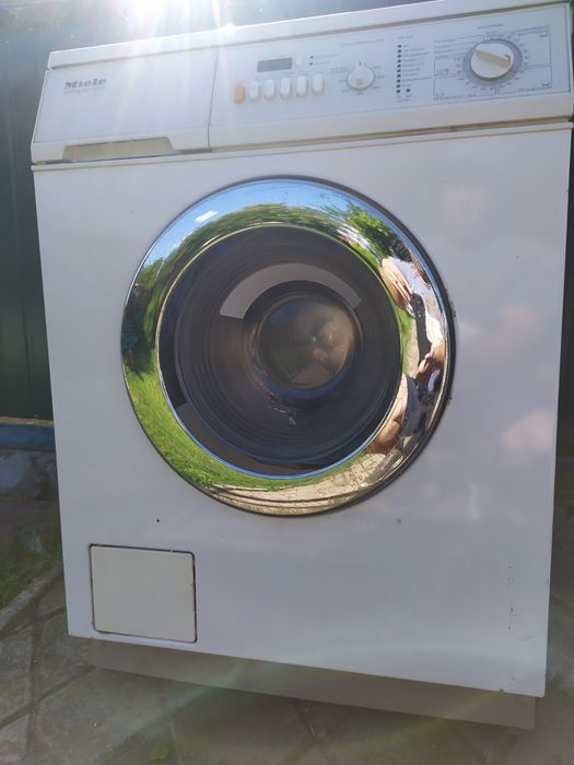 Пральна машина Miele Nowotronic W918