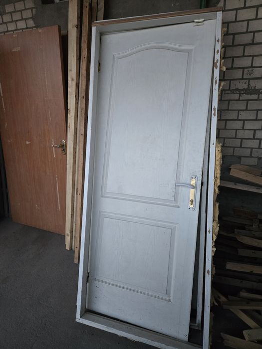 Двері МДФ у норм стані