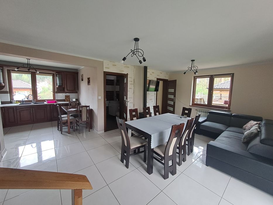 Całoroczna agroturystyka z prywatnymi jacuzzi, altanami i wifi