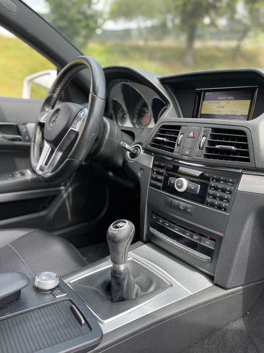 Mercedes E250 COUPE