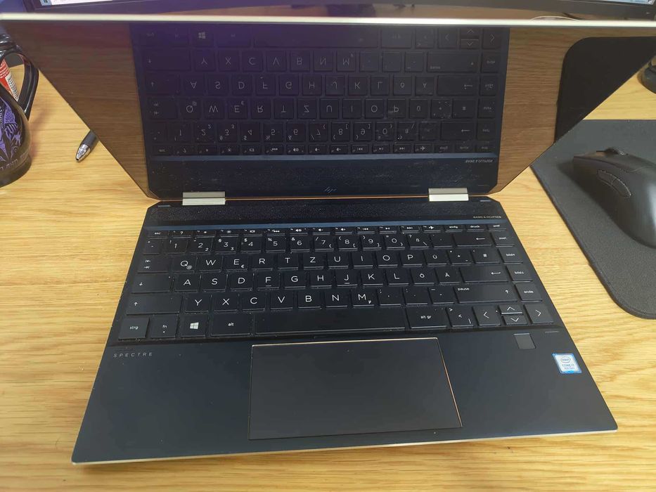 HP Spectre 13" x360 i7 8th gen 256 GB SSD