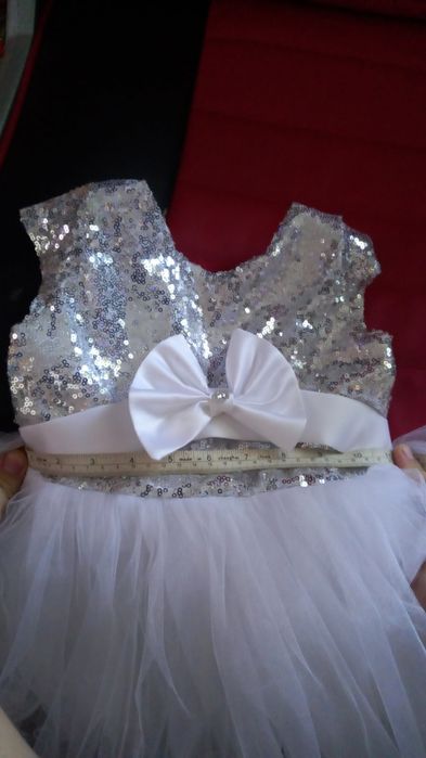 Продам  платье для утренника