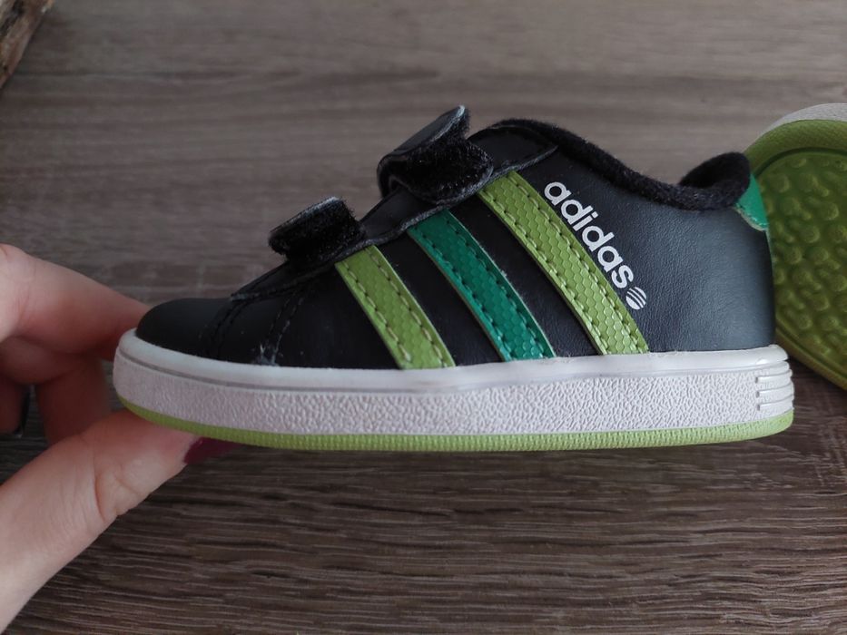 Buty Adidas Neo zielone