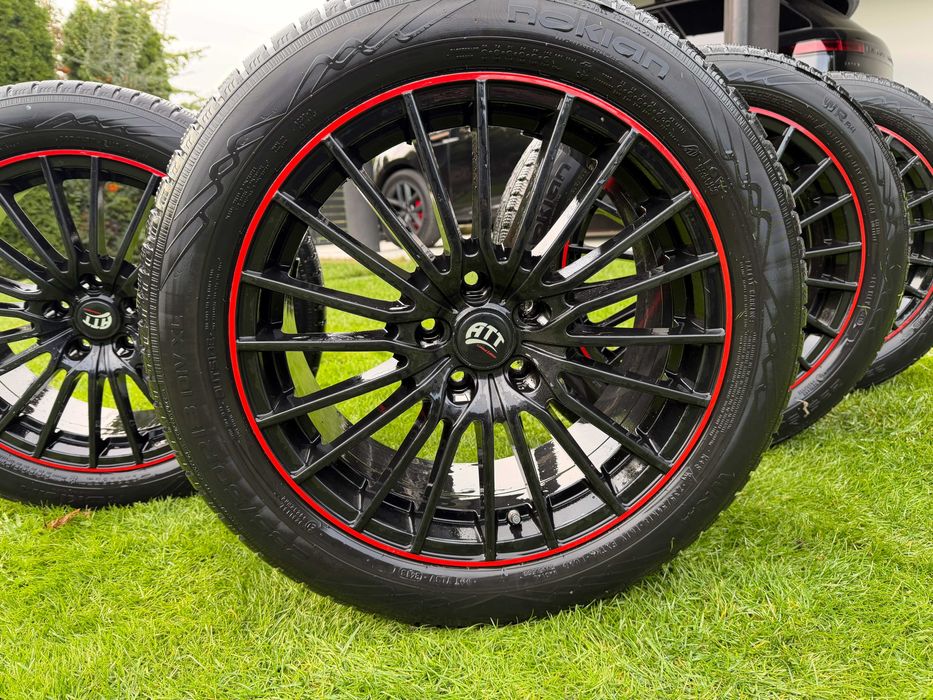 Komplet opon zimowych 235/50 R18 z felgami czarnymi 5×114.3 Super Stan