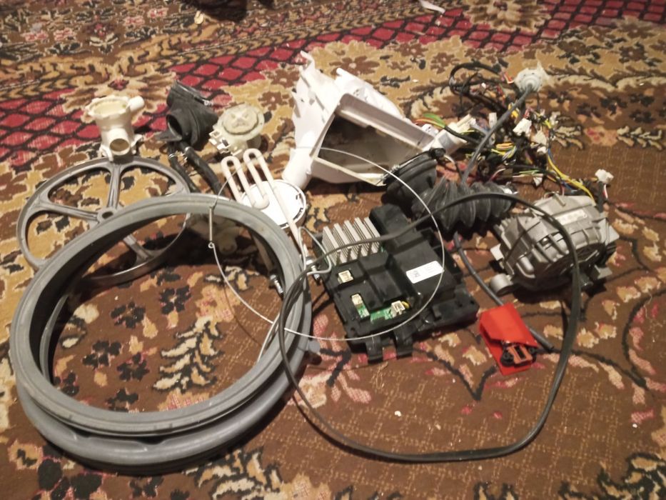 cała na części beko MWTV6533BB . do pralki