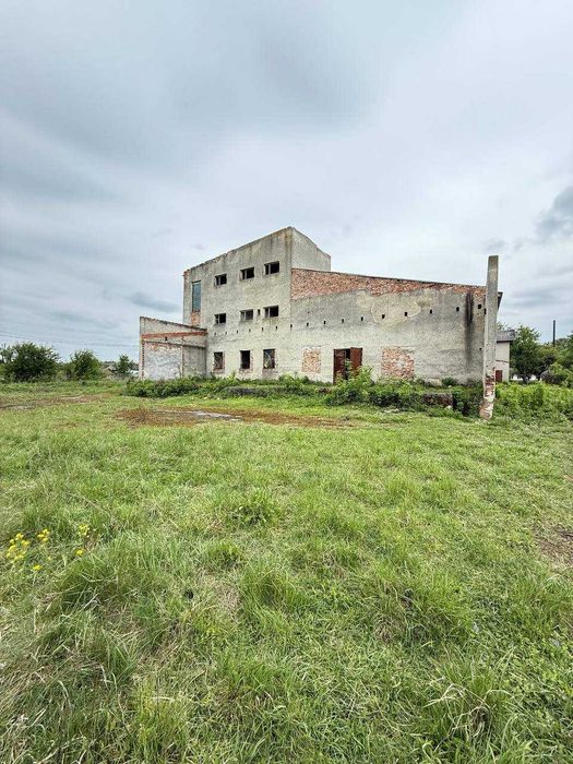 Продаж складських приміщень
