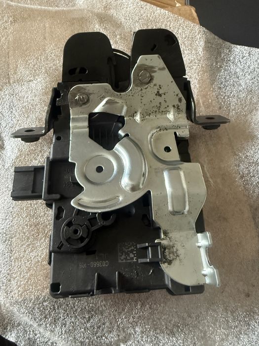 Замок багажника Land Rover discovery FK72 A442A66AC