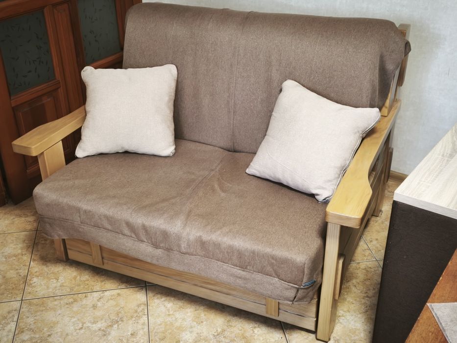 Розкладне крісло-диван